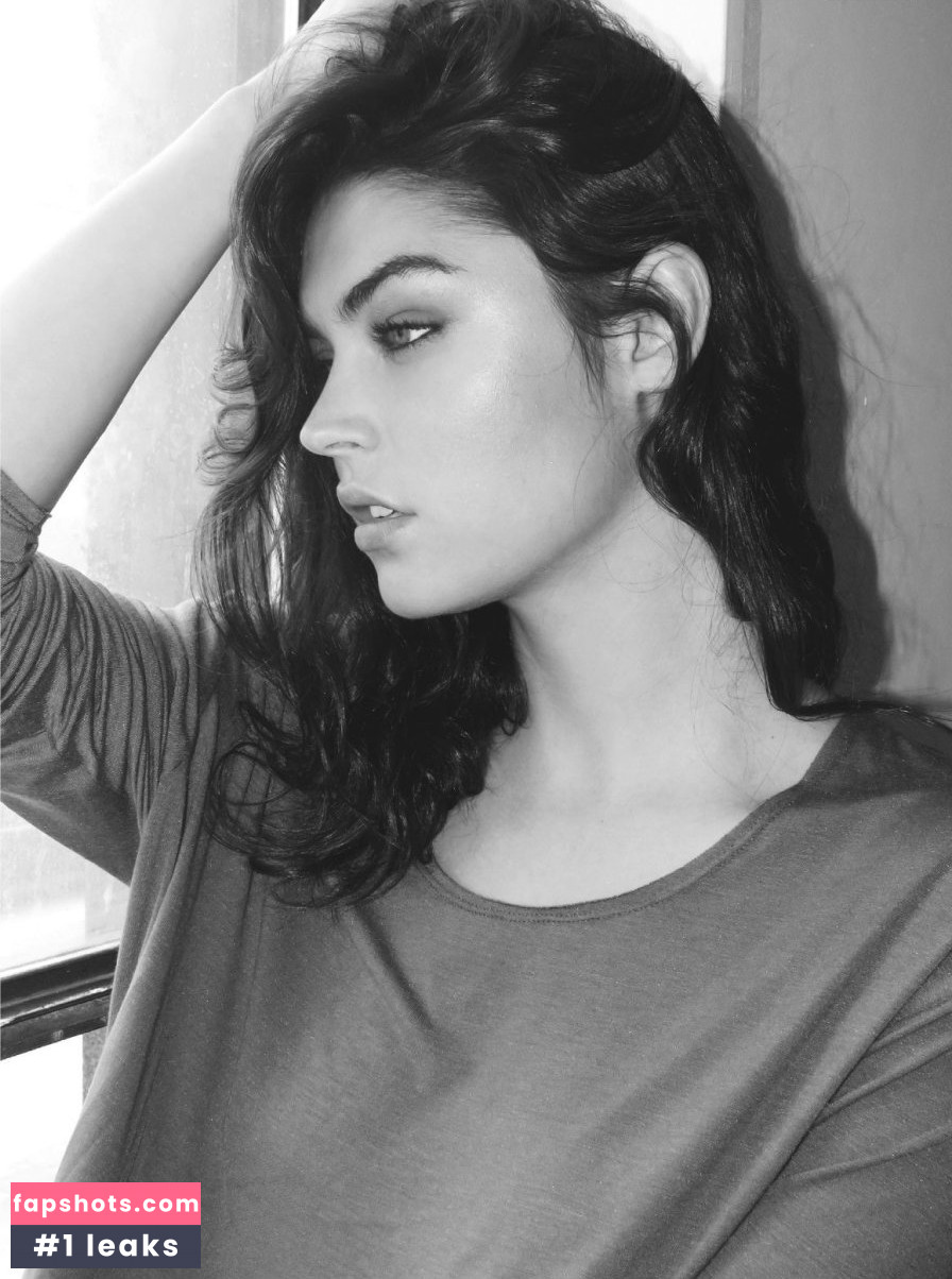 Lauren Layne gallery photo #64