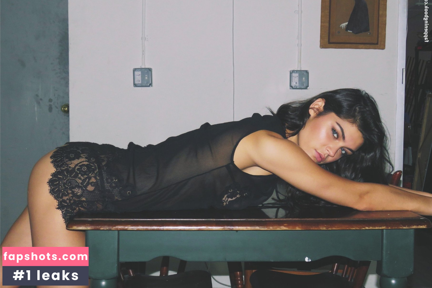 Lauren Layne gallery photo #66