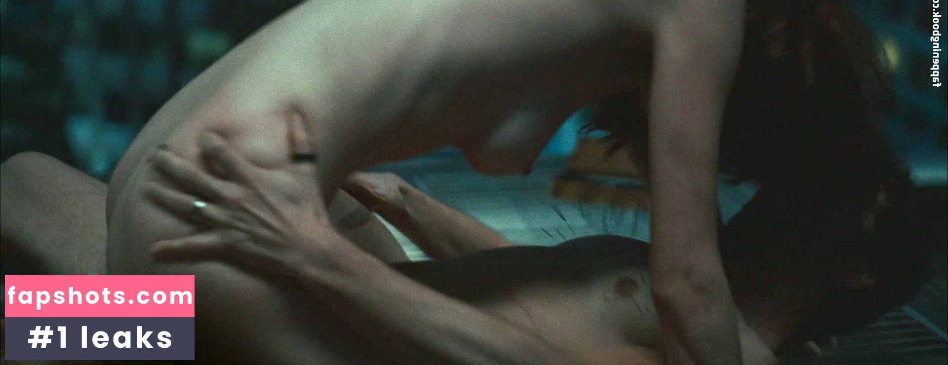 Lauren Lee Smith Nahé úniky fotek pouze od fanoušků #3 - Fapshots