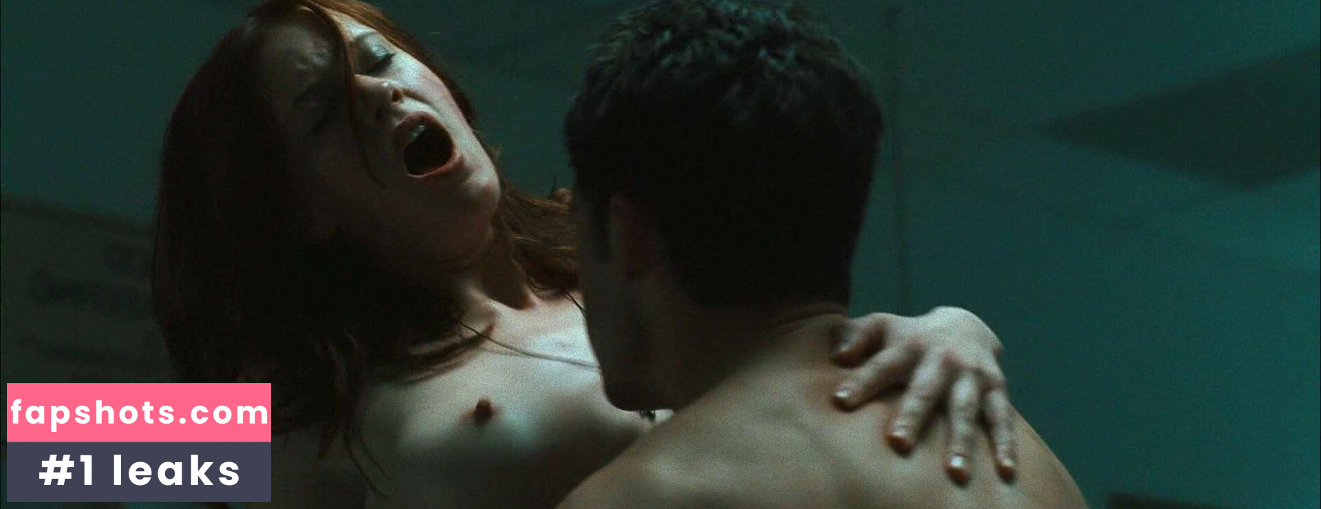 Lauren Lee Smith gallery photo #4