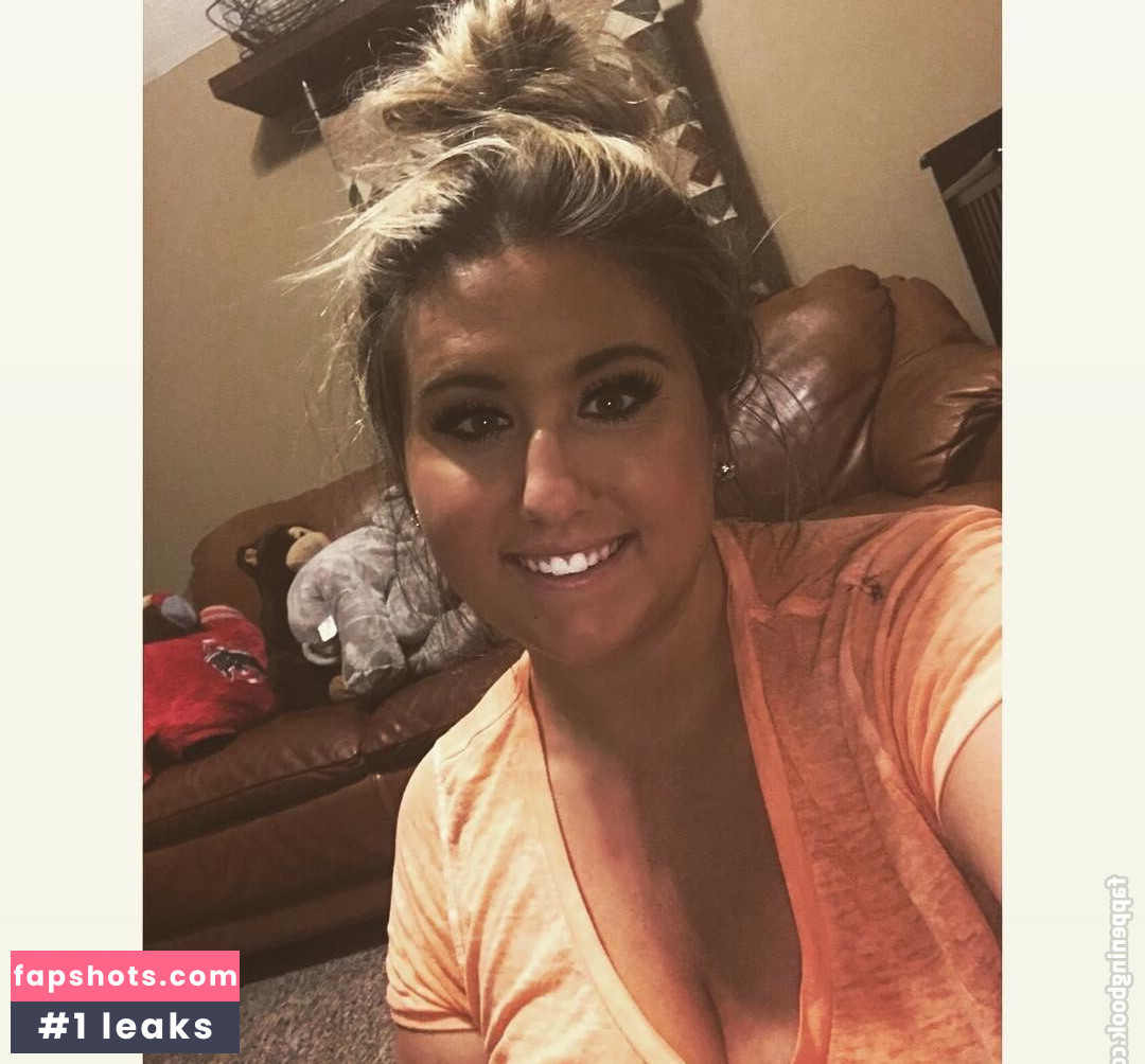 Lauren Lincoln gallery photo #24