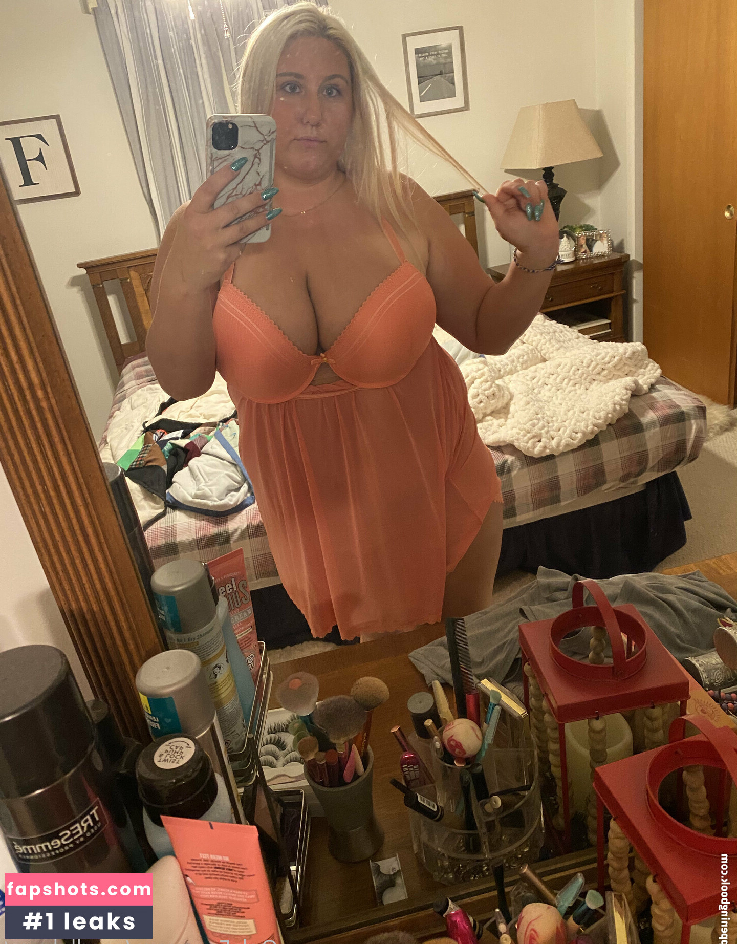 Lauren Lincoln gallery photo #31