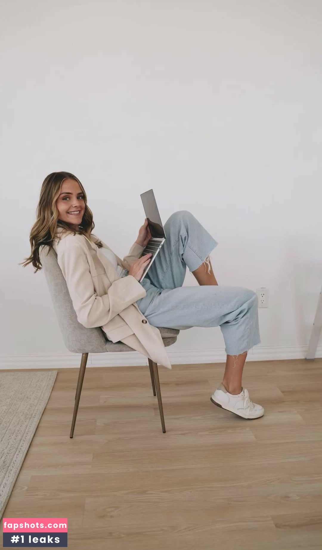 Lauren Mae gallery photo #31