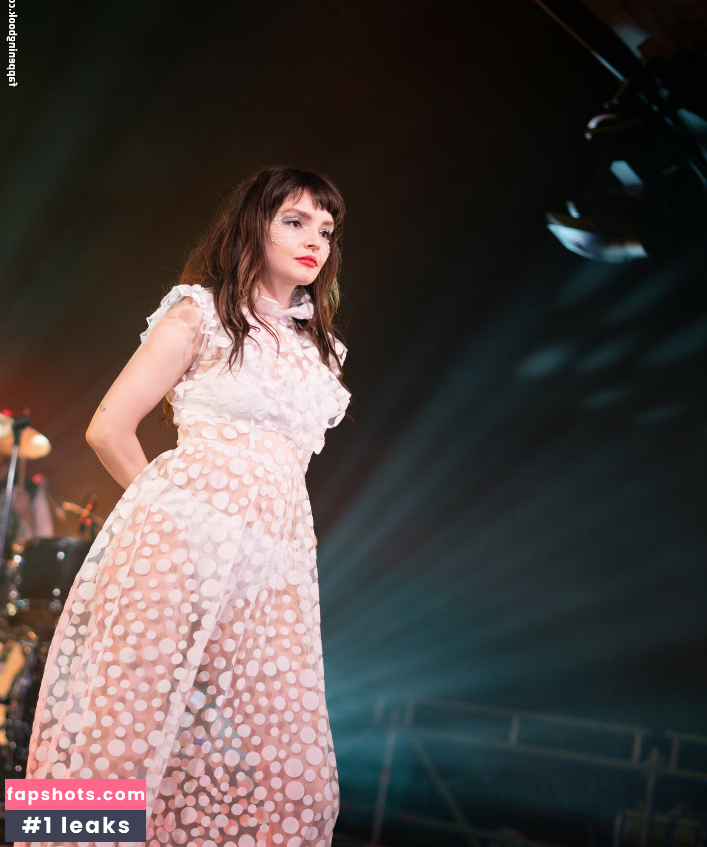 Lauren Mayberry Nude Leaks OnlyFans Photos #102 - LeakJerk