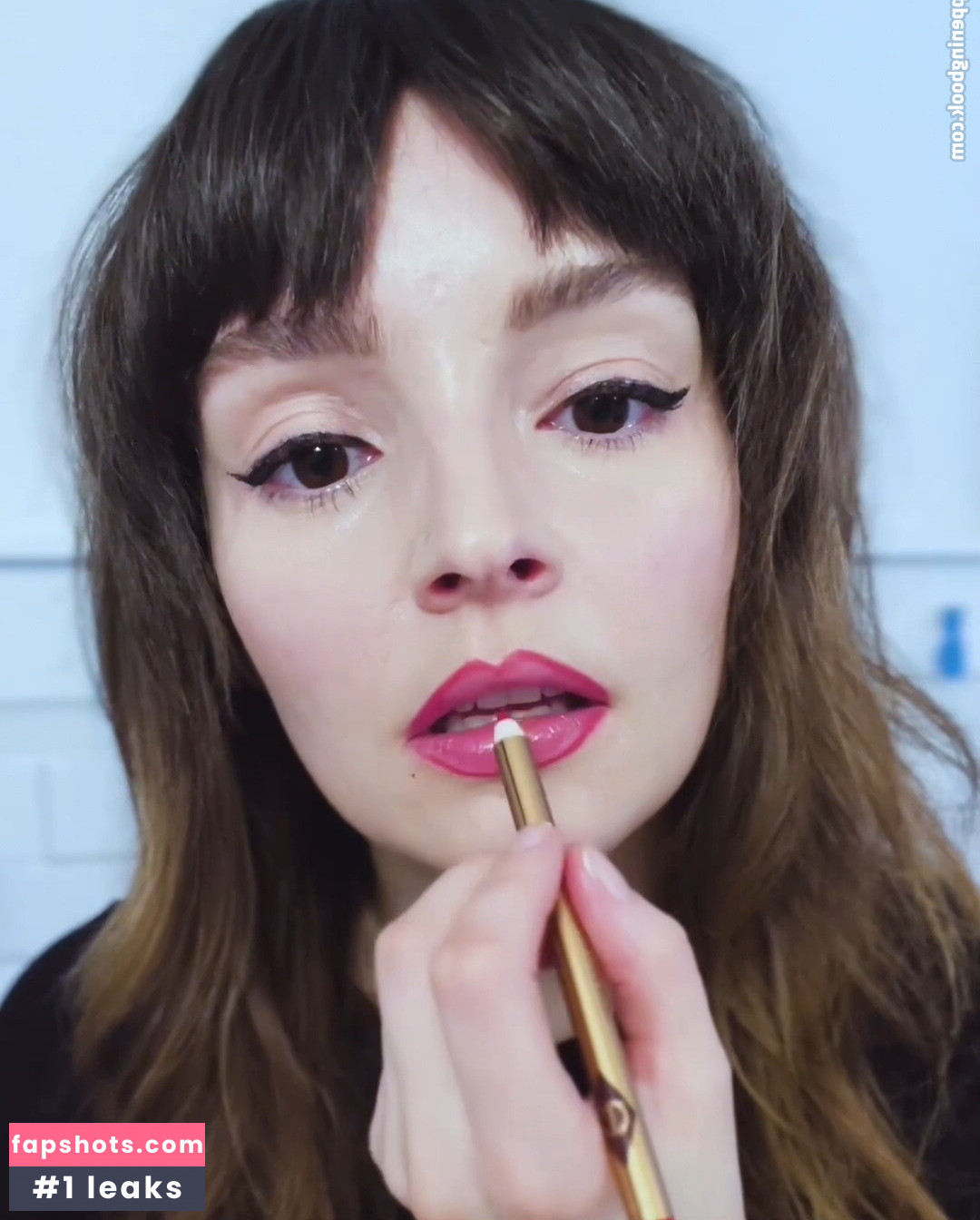 Lauren Mayberry Nude Leaks OnlyFans Photos #103 - LeakJerk