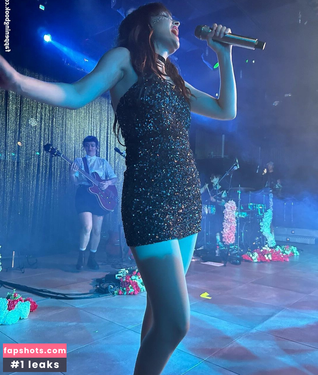 Lauren Mayberry Nude Leaks OnlyFans Photos #127 - LeakJerk