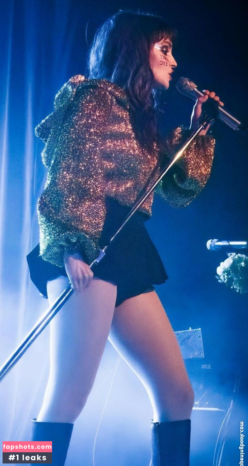 Lauren Mayberry Nude Leaks OnlyFans Photos #157 - LeakJerk