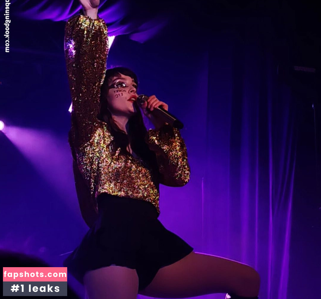 Lauren Mayberry Nude Leaks OnlyFans Photos #191 - LeakJerk