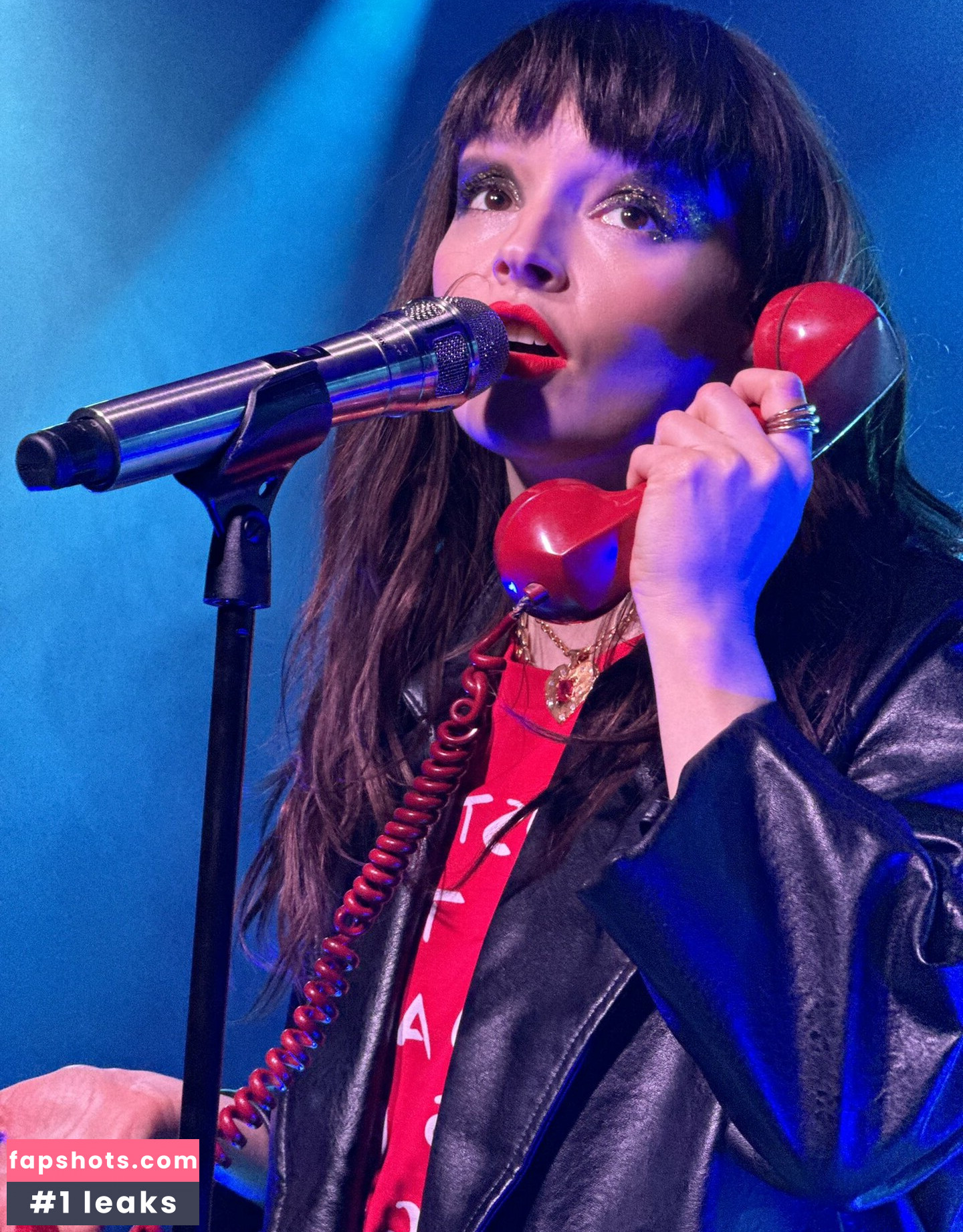 Lauren Mayberry Nude Leaks OnlyFans Photos #3 - LeakJerk
