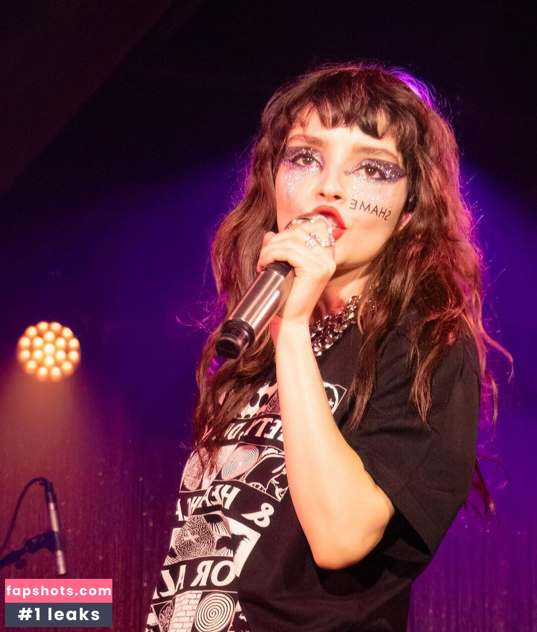 Lauren Mayberry Nude Leaks OnlyFans Photos #211 - LeakJerk