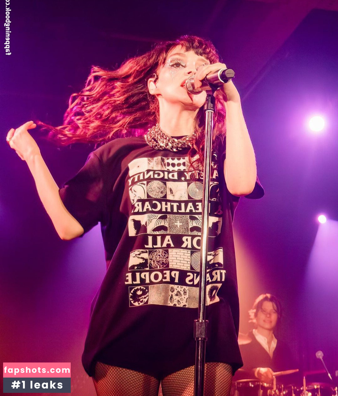 Lauren Mayberry Nude Leaks OnlyFans Photos #217 - LeakJerk