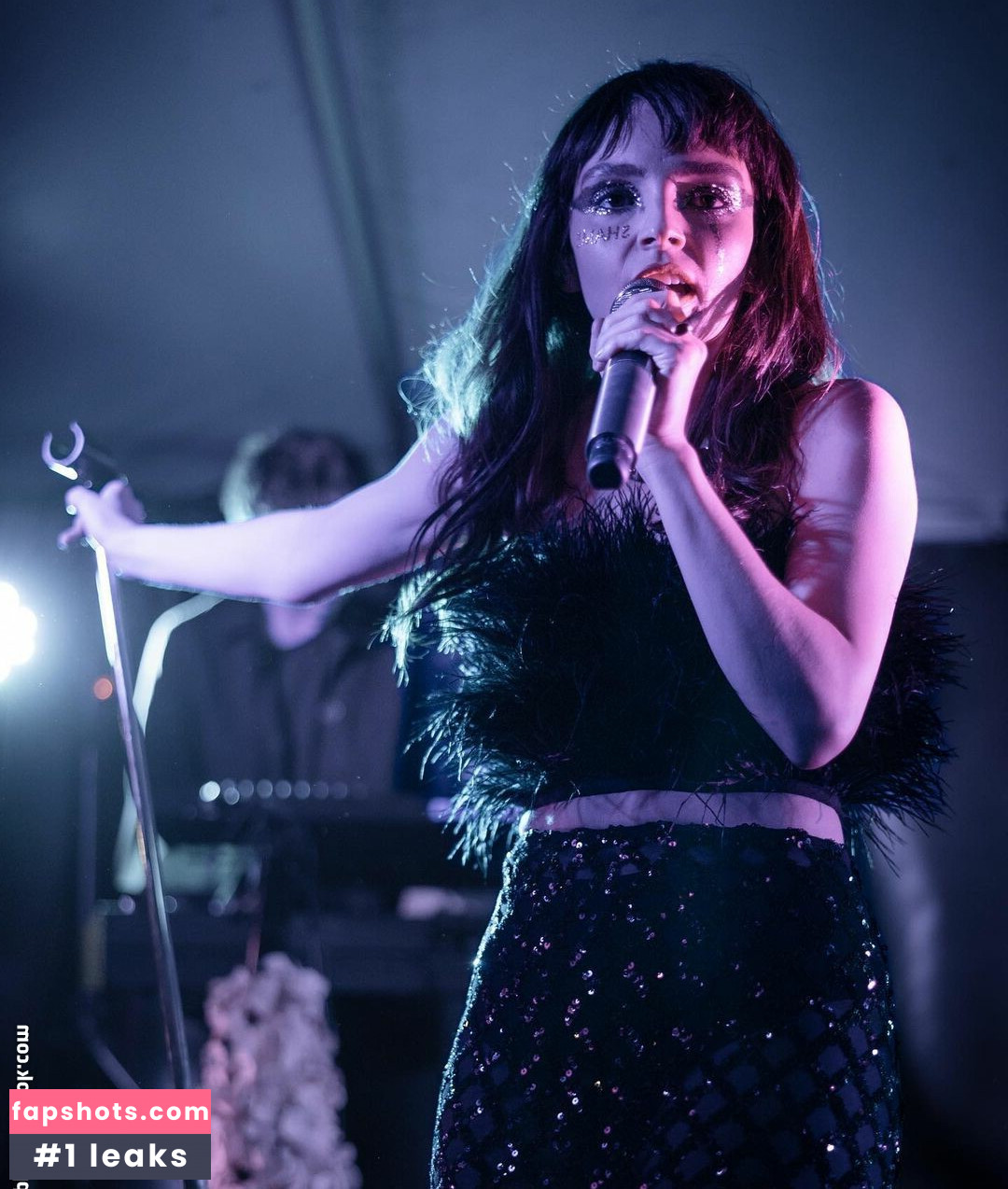 Lauren Mayberry Nude Leaks OnlyFans Photos #235 - LeakJerk