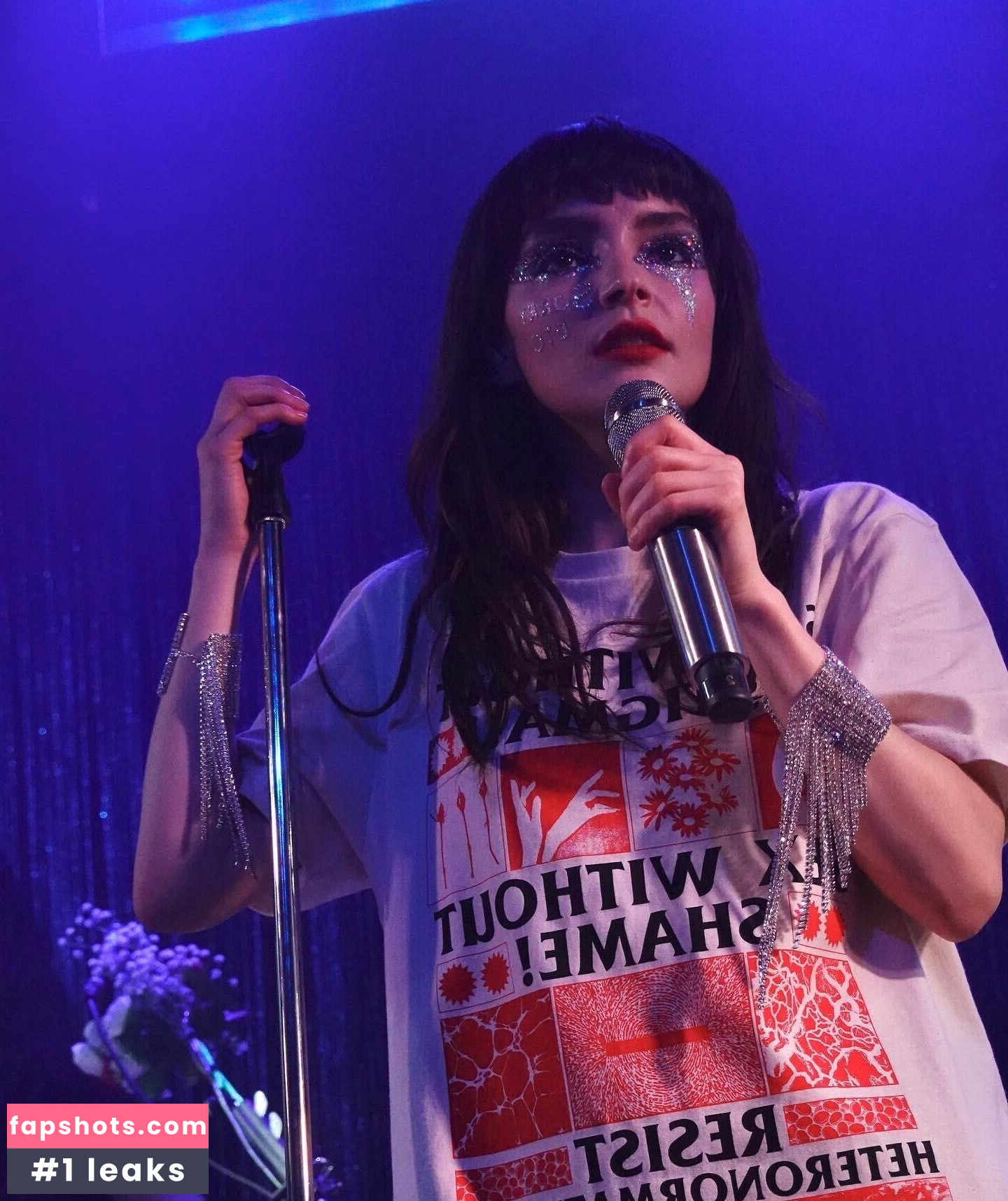 Lauren Mayberry Nude Leaks OnlyFans Photos #249 - LeakJerk