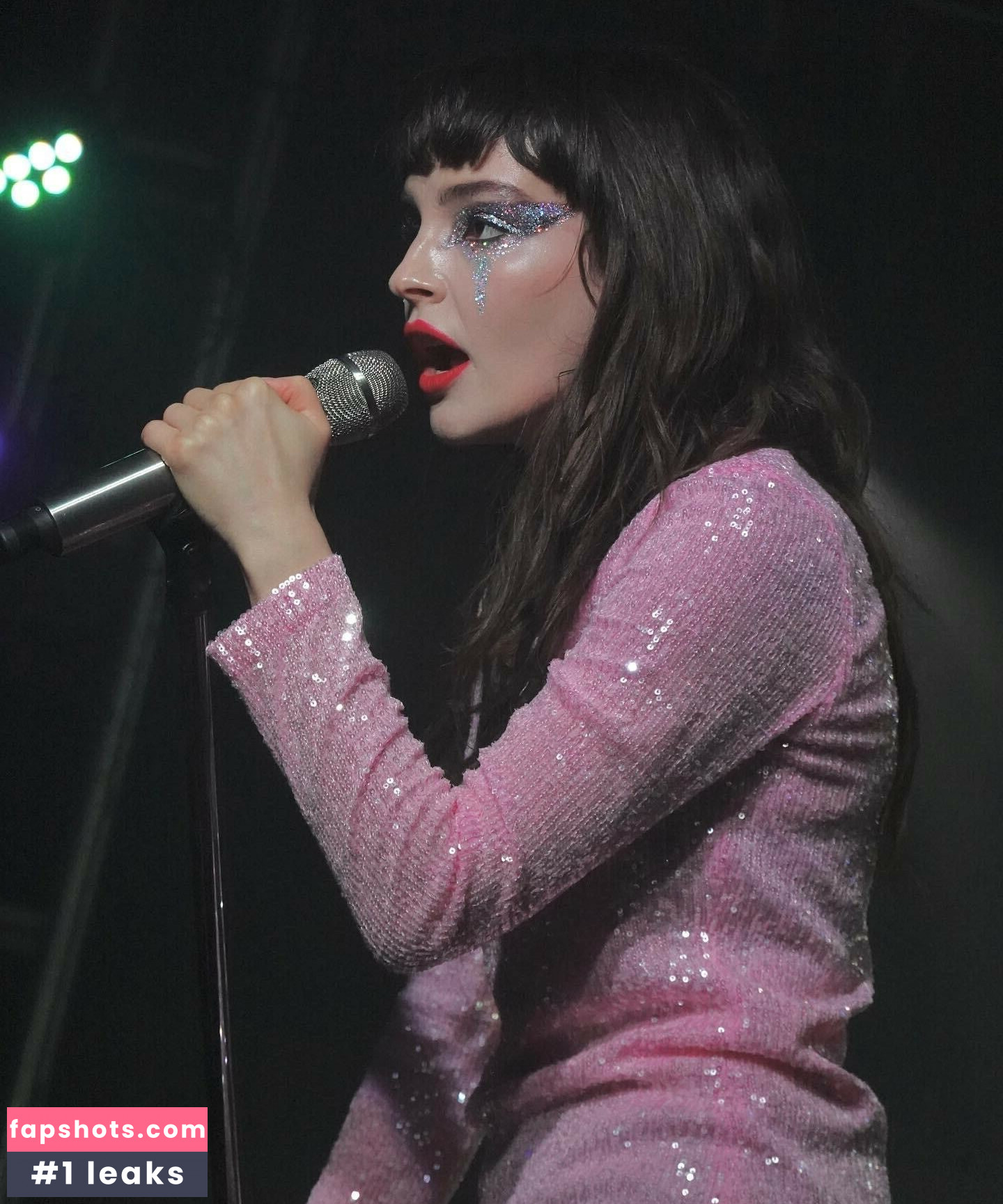 Lauren Mayberry Nude Leaks OnlyFans Photos #259 - LeakJerk