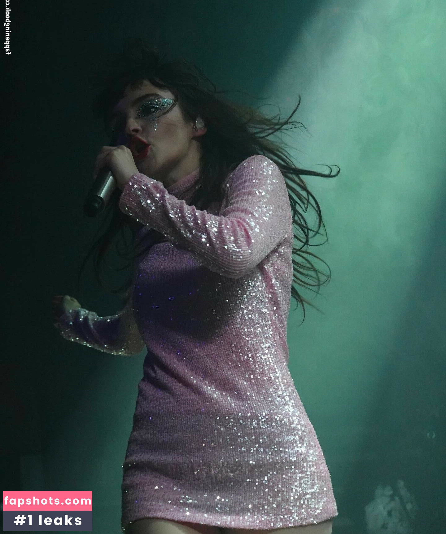 Lauren Mayberry Nude Leaks OnlyFans Photos #260 - LeakJerk