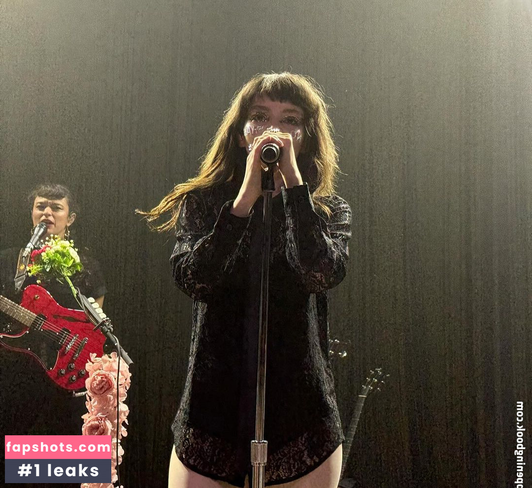 Lauren Mayberry Nude Leaks OnlyFans Photos #292 - LeakJerk