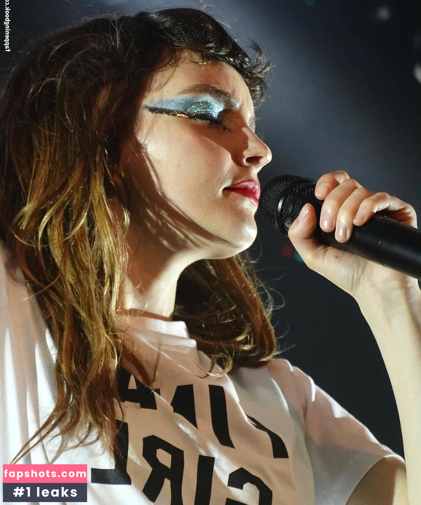 Lauren Mayberry Nude Leaks OnlyFans Photos #326 - LeakJerk