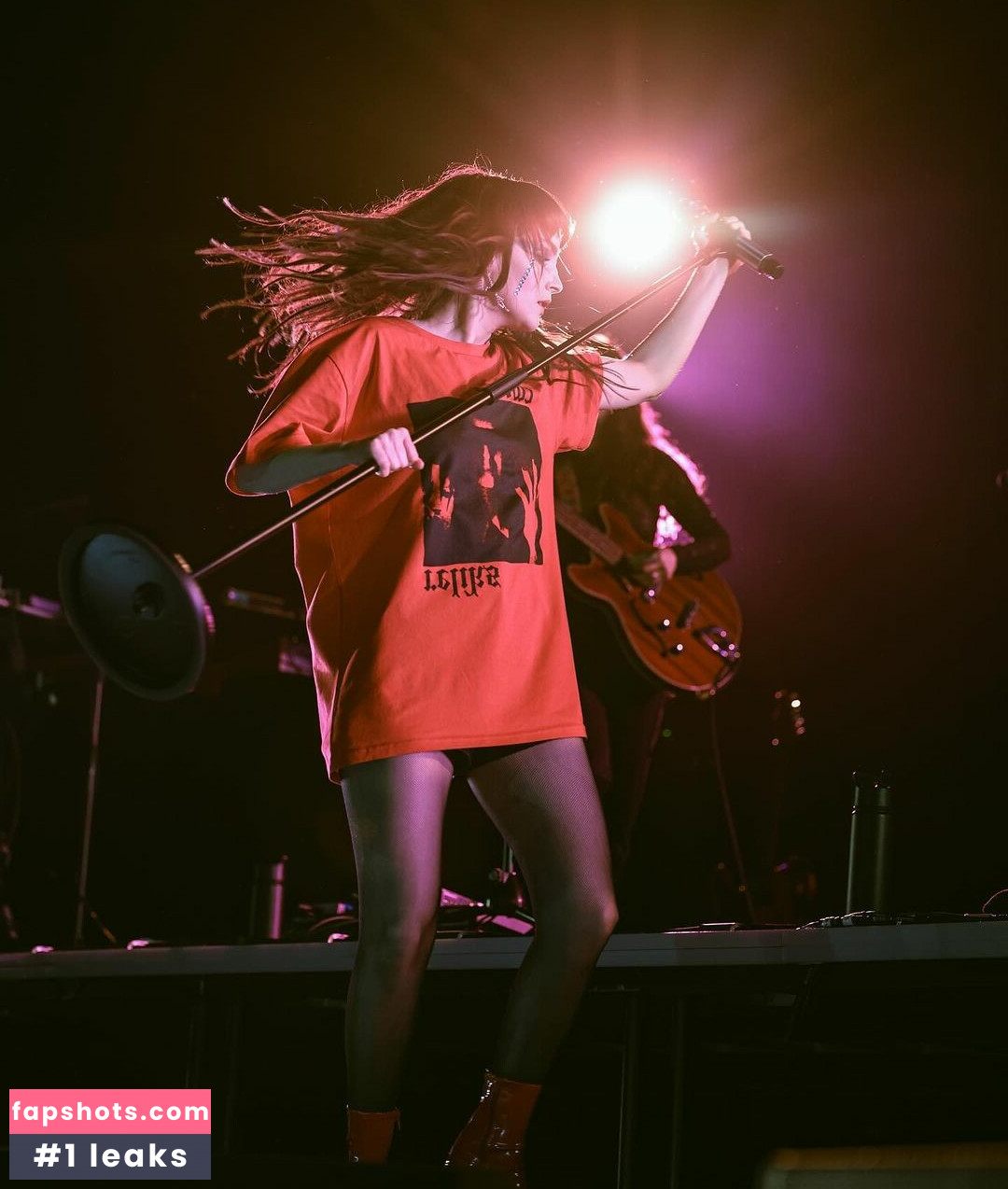 Lauren Mayberry Nude Leaks OnlyFans Photos #34 - LeakJerk