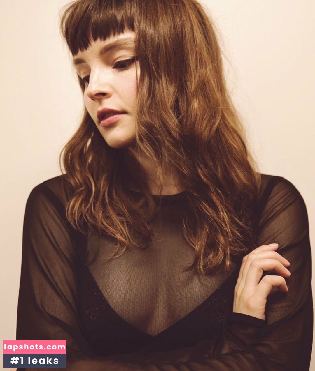 Lauren Mayberry Nude Leaks OnlyFans Photos #337 - LeakJerk