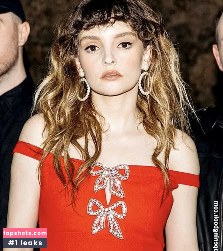 Lauren Mayberry Nude Leaks OnlyFans Photos #340 - LeakJerk