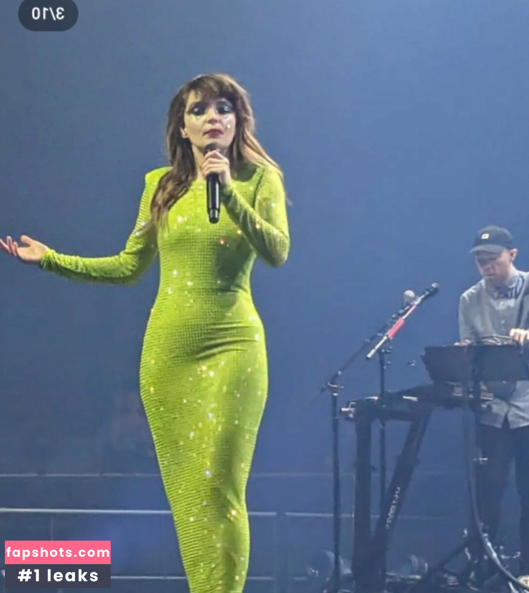 Lauren Mayberry Nude Leaks OnlyFans Photos #347 - LeakJerk