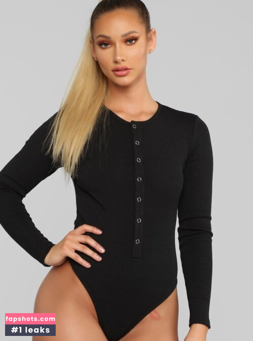 Lauren Racine Wood Nude Leaks OnlyFans Photos #1070 - LeakJerk