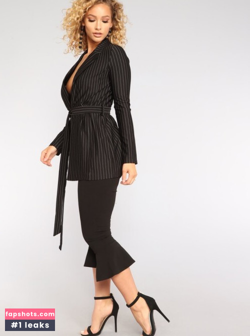 Lauren Racine Wood Nude Leaks OnlyFans Photos #1259 - LeakJerk