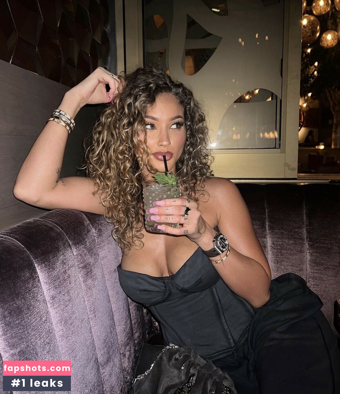 Lauren Racine Wood gallery photo #21