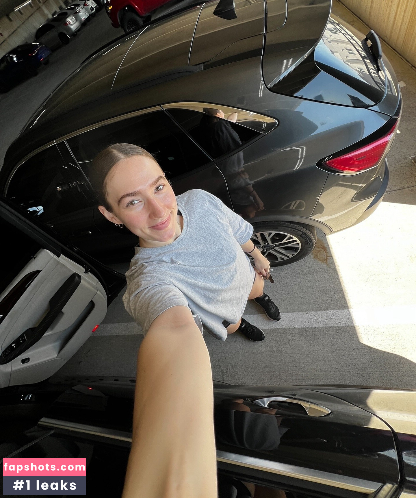 Lauren Rawls gallery photo #3