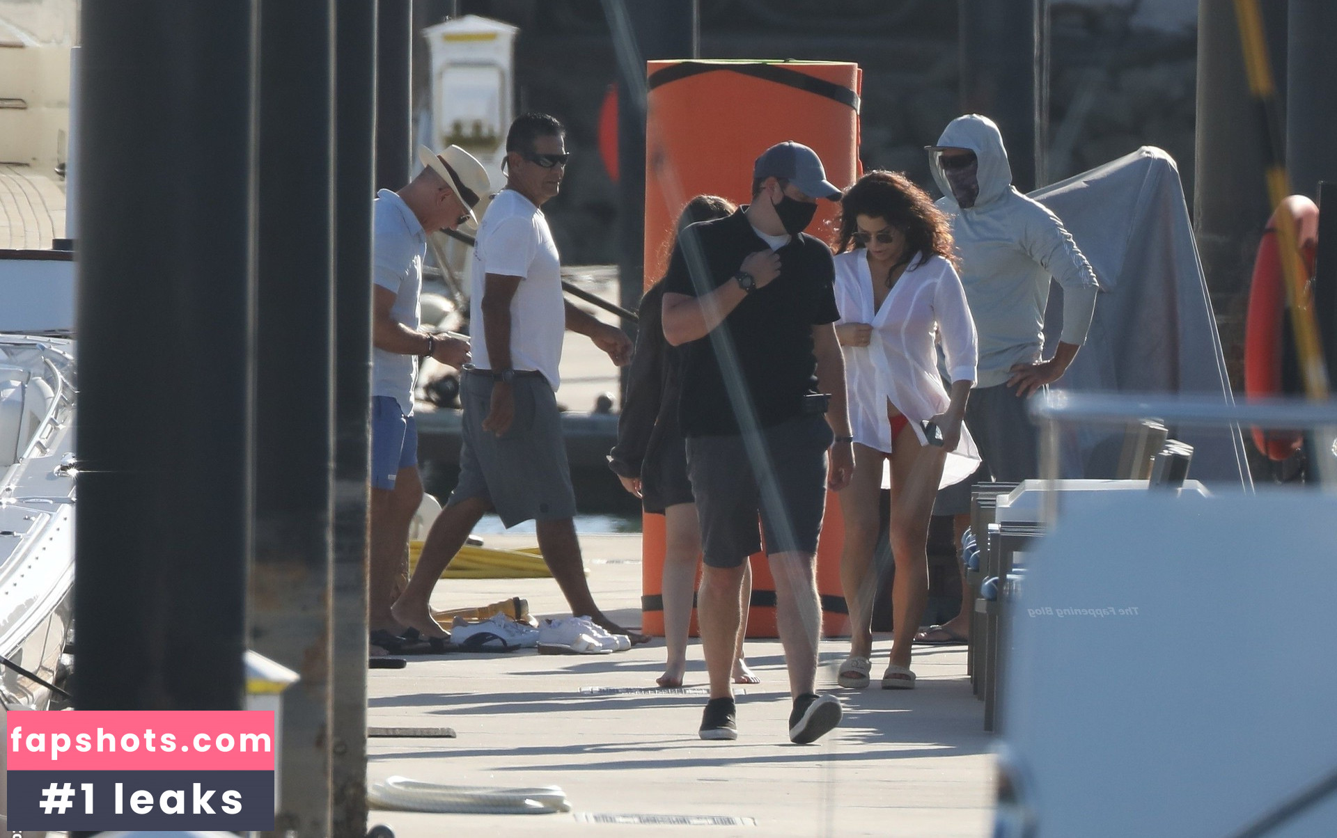 Lauren Sanchez gallery photo #101