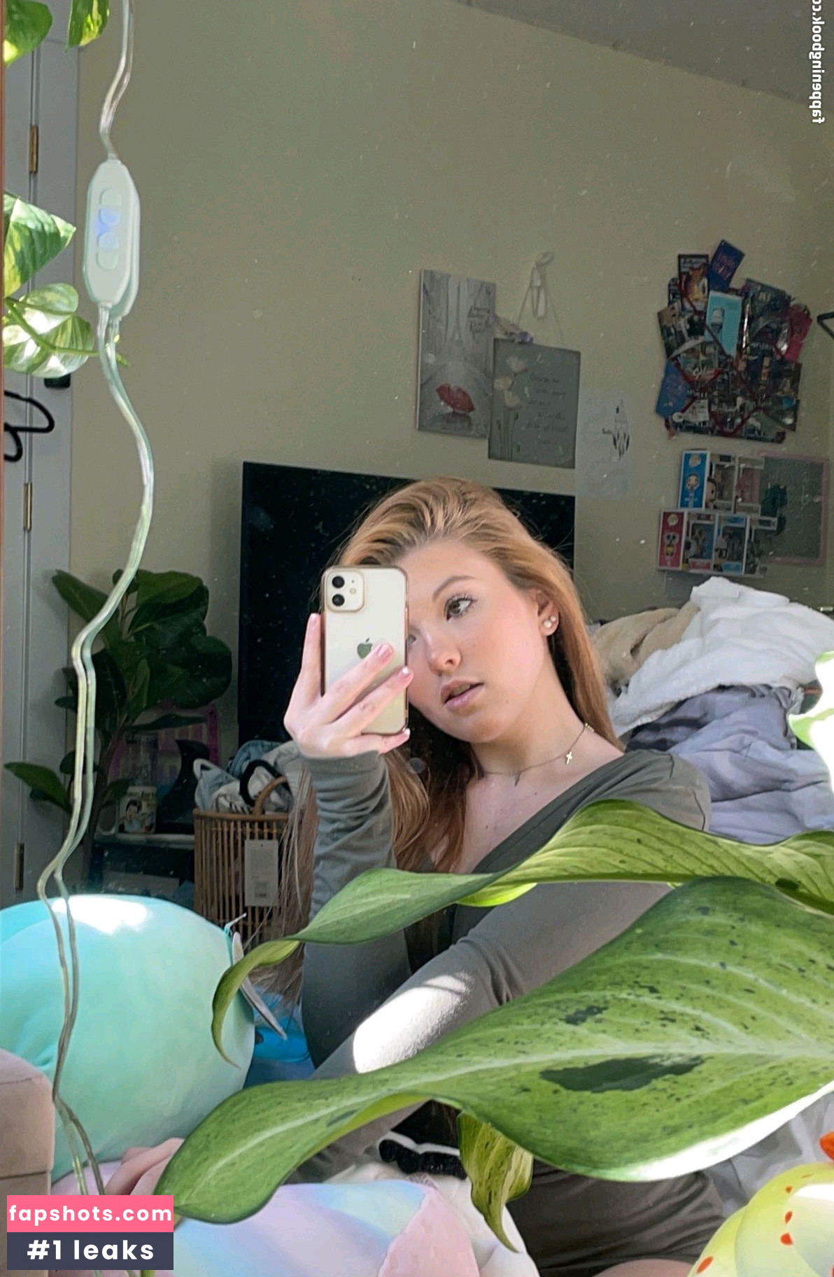 Lauren Suzaanne gallery photo #6