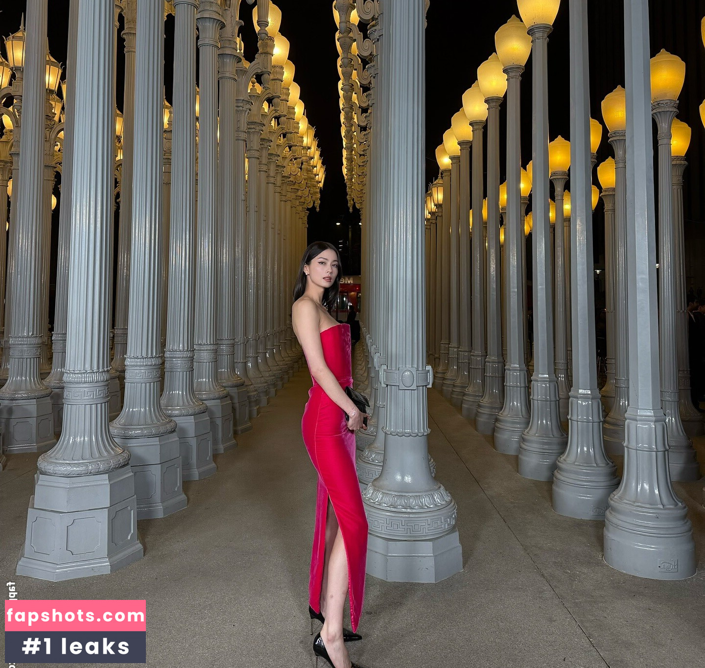 Lauren Tsai gallery photo #11