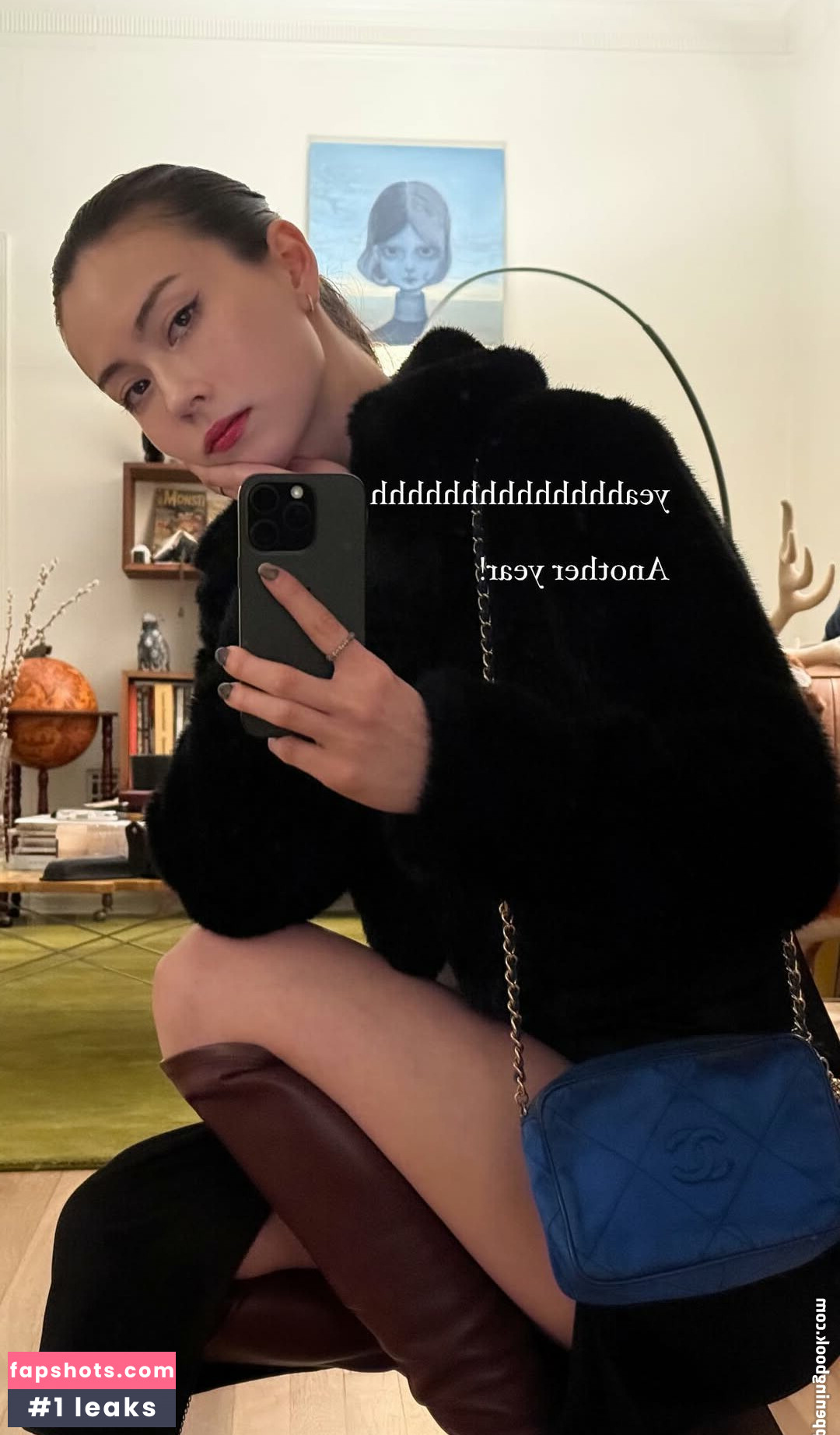 Lauren Tsai gallery photo #24