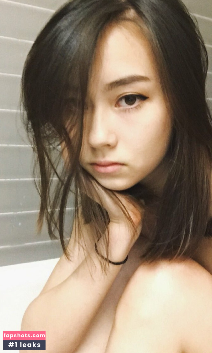 Lauren Tsai gallery photo #6