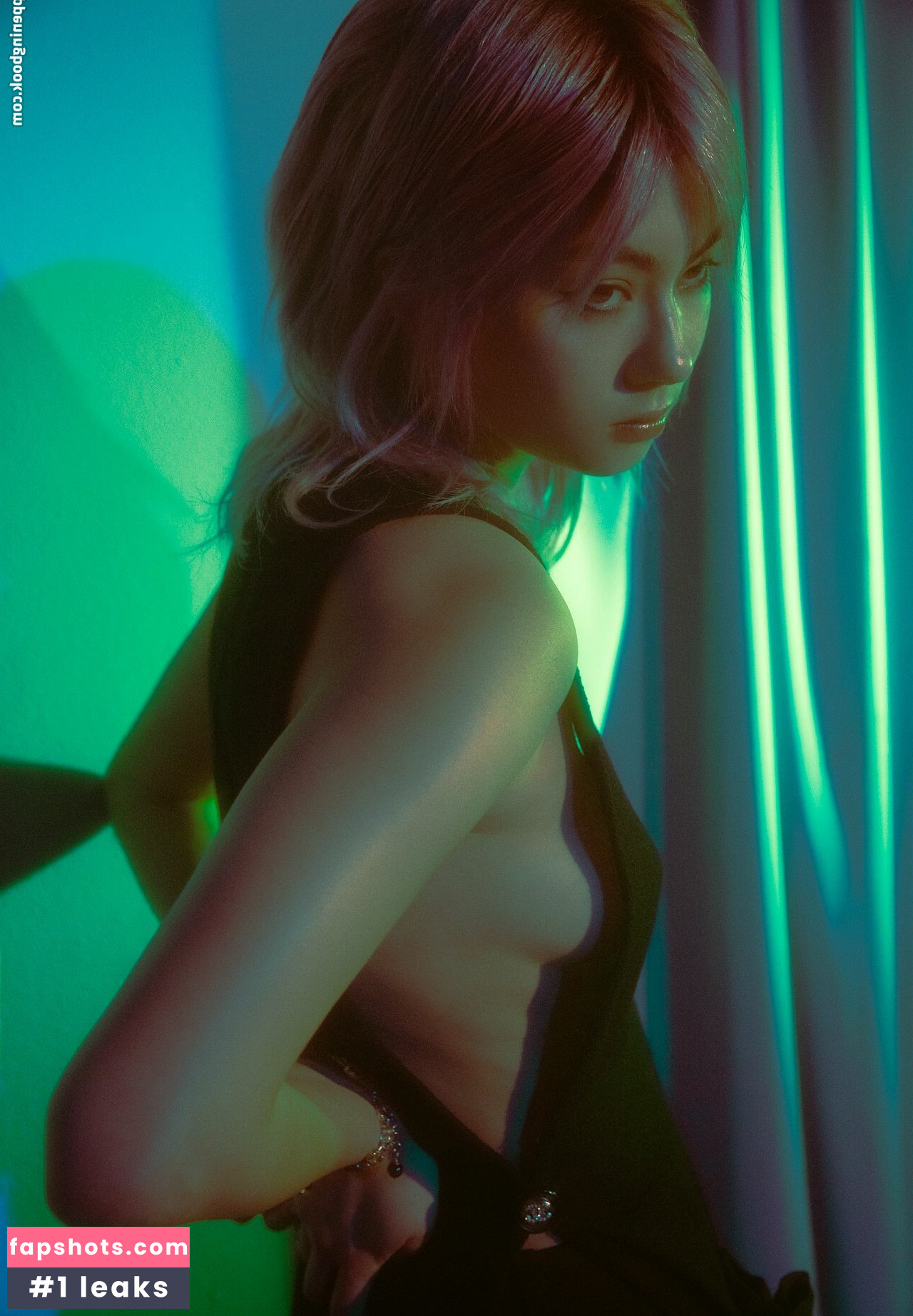 Lauren Tsai gallery photo #7