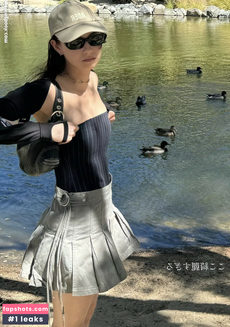 Lauren Tsai gallery photo #71