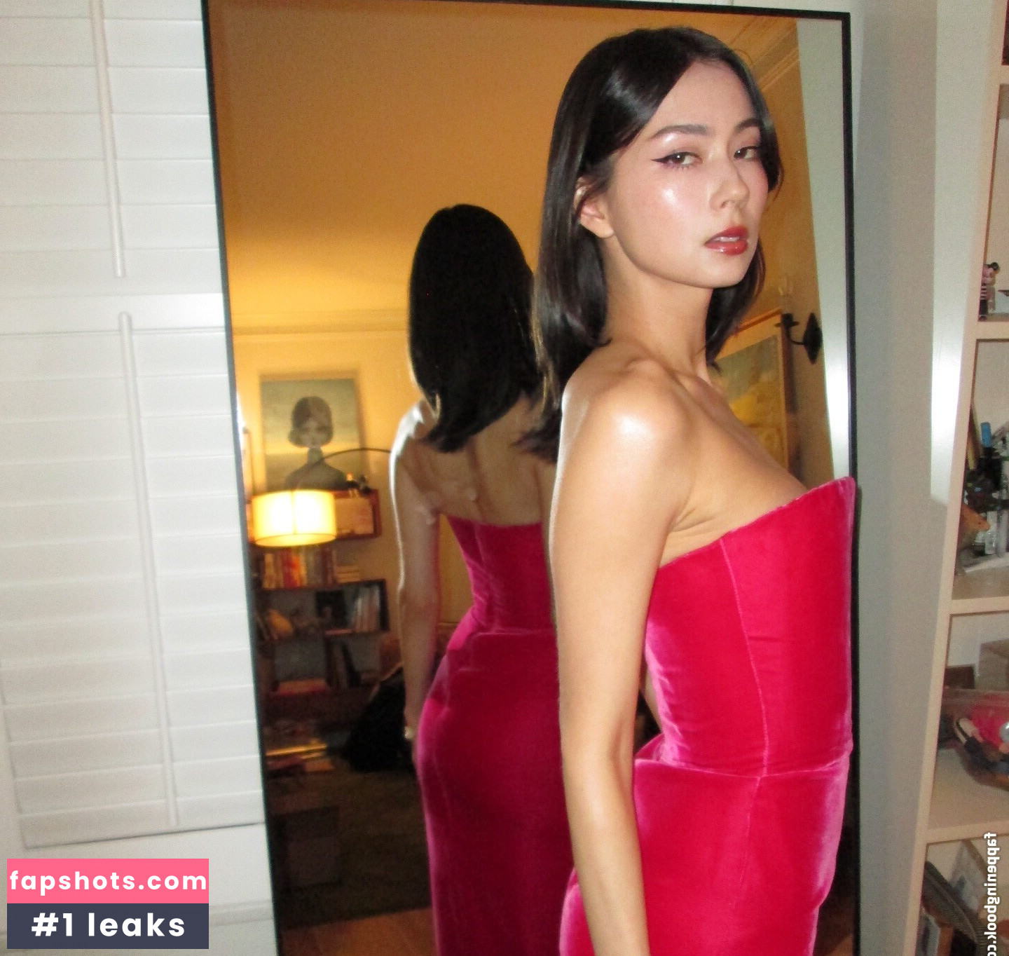Lauren Tsai gallery photo #9