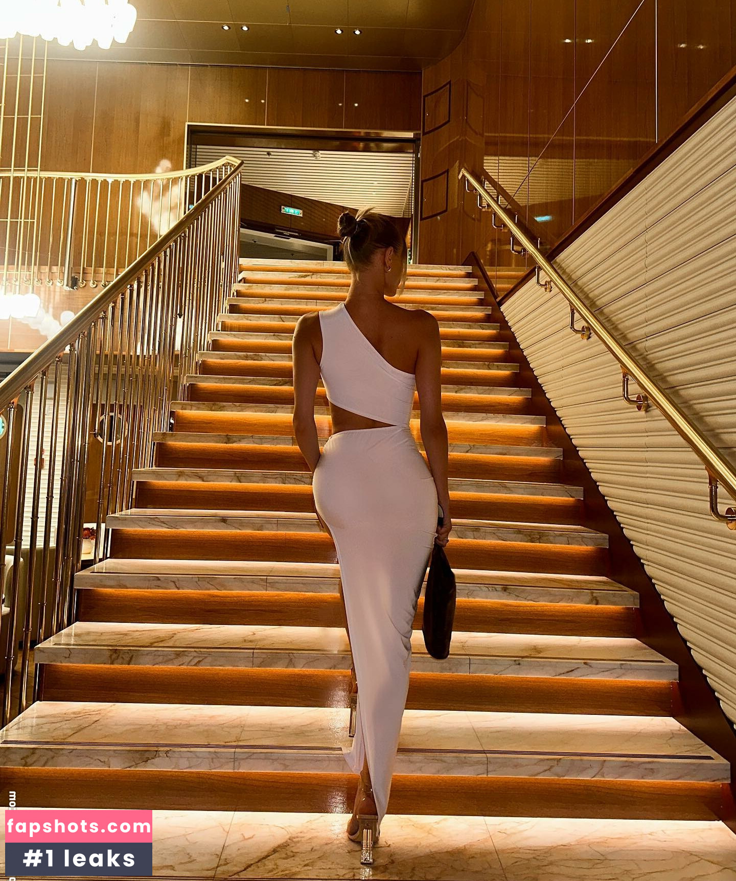 Lauren Worboys gallery photo #53