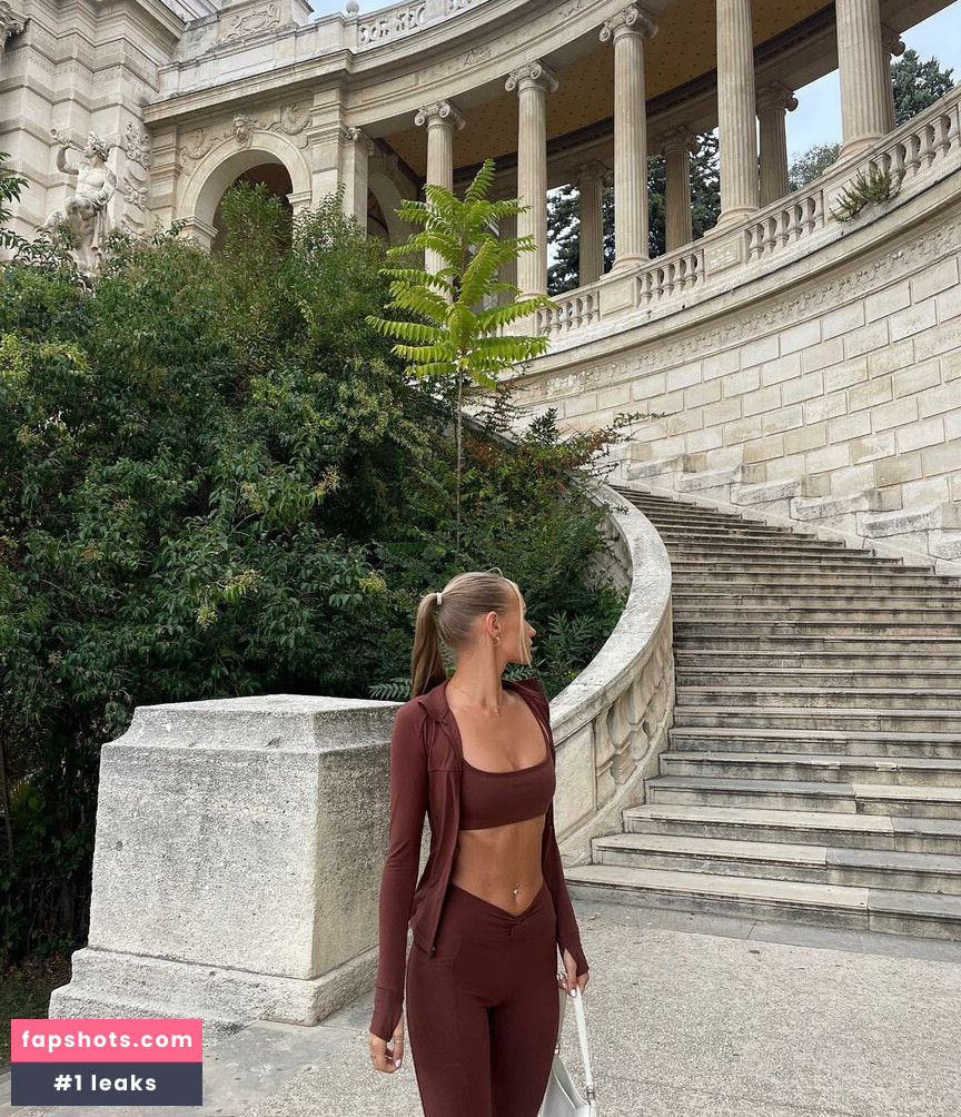 Lauren Worboys gallery photo #170