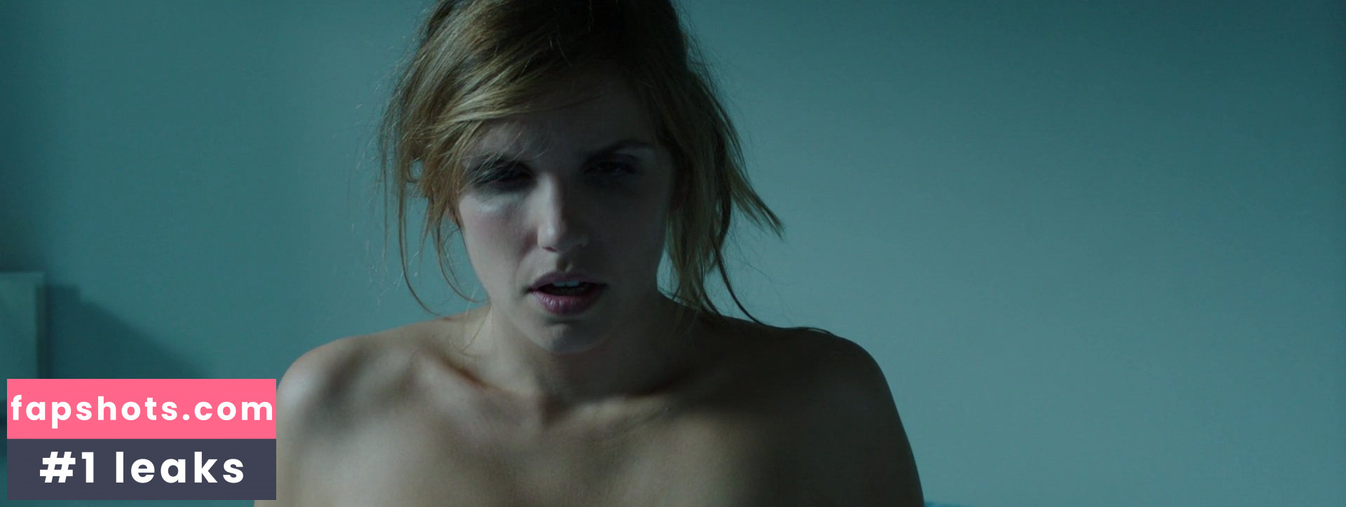 Laurence Arné gallery photo #15