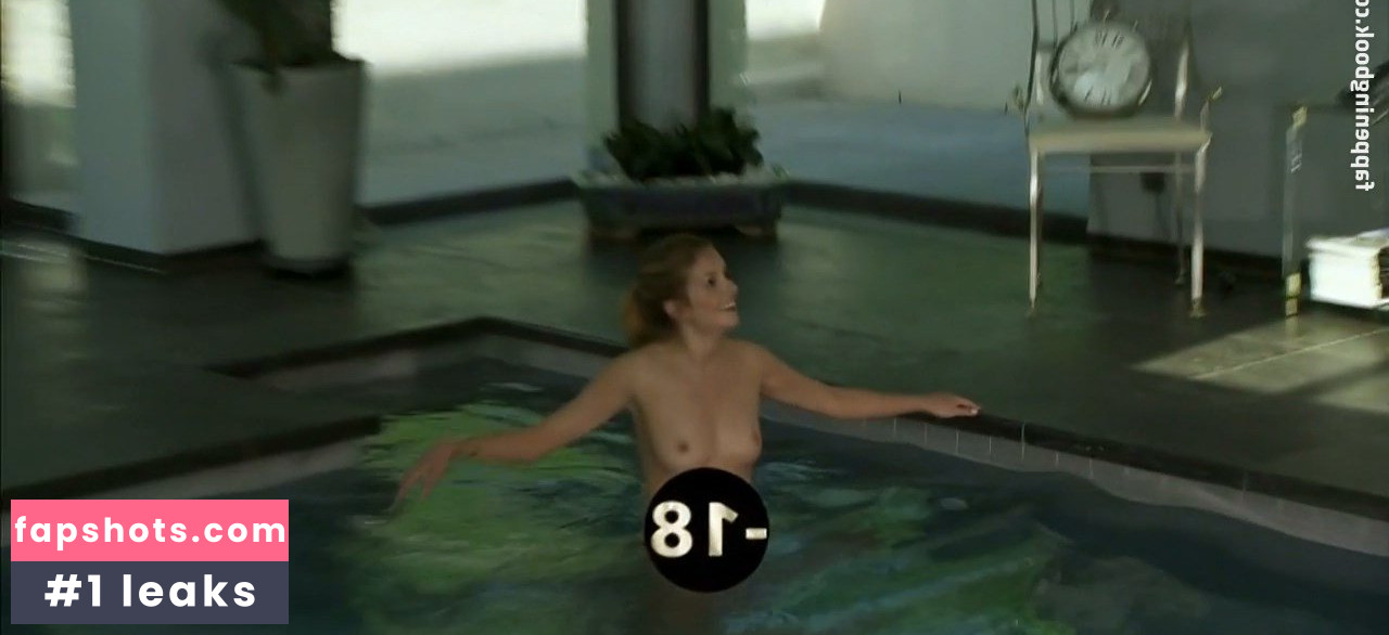 Laurence Arné gallery photo #4