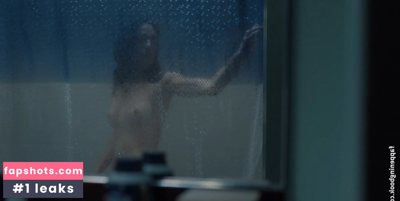 Laurence Leboeuf gallery photo #15