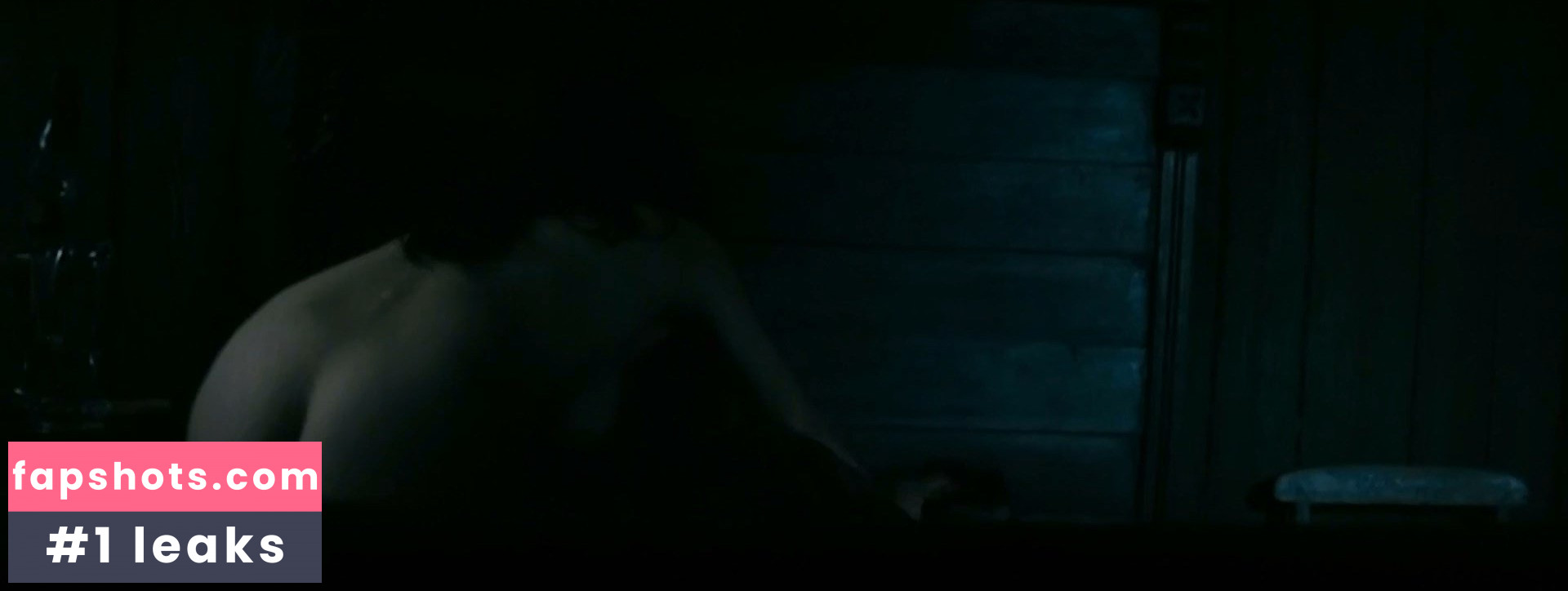 Laurence Leboeuf gallery photo #24