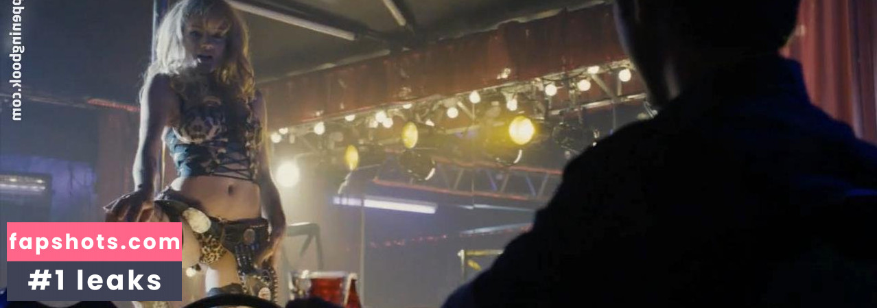 Laurence Leboeuf gallery photo #44