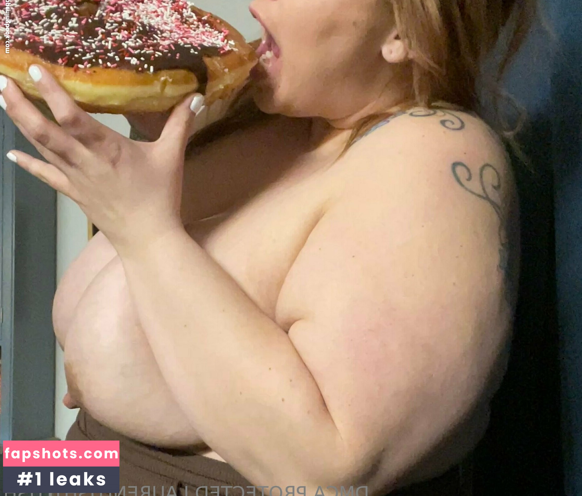 laurenlushylush gallery photo #25