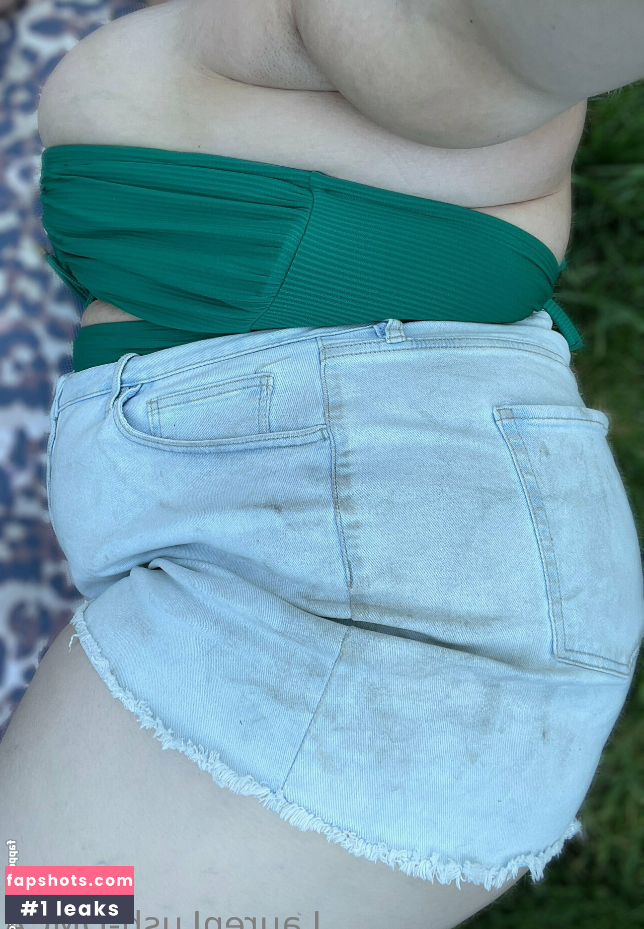 laurenlushylush gallery photo #5