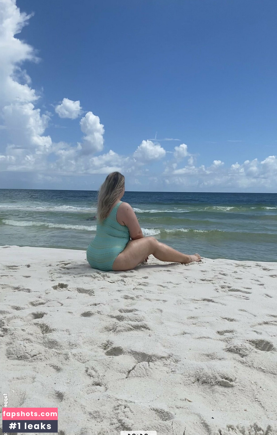 laurenmarie03 gallery photo #2