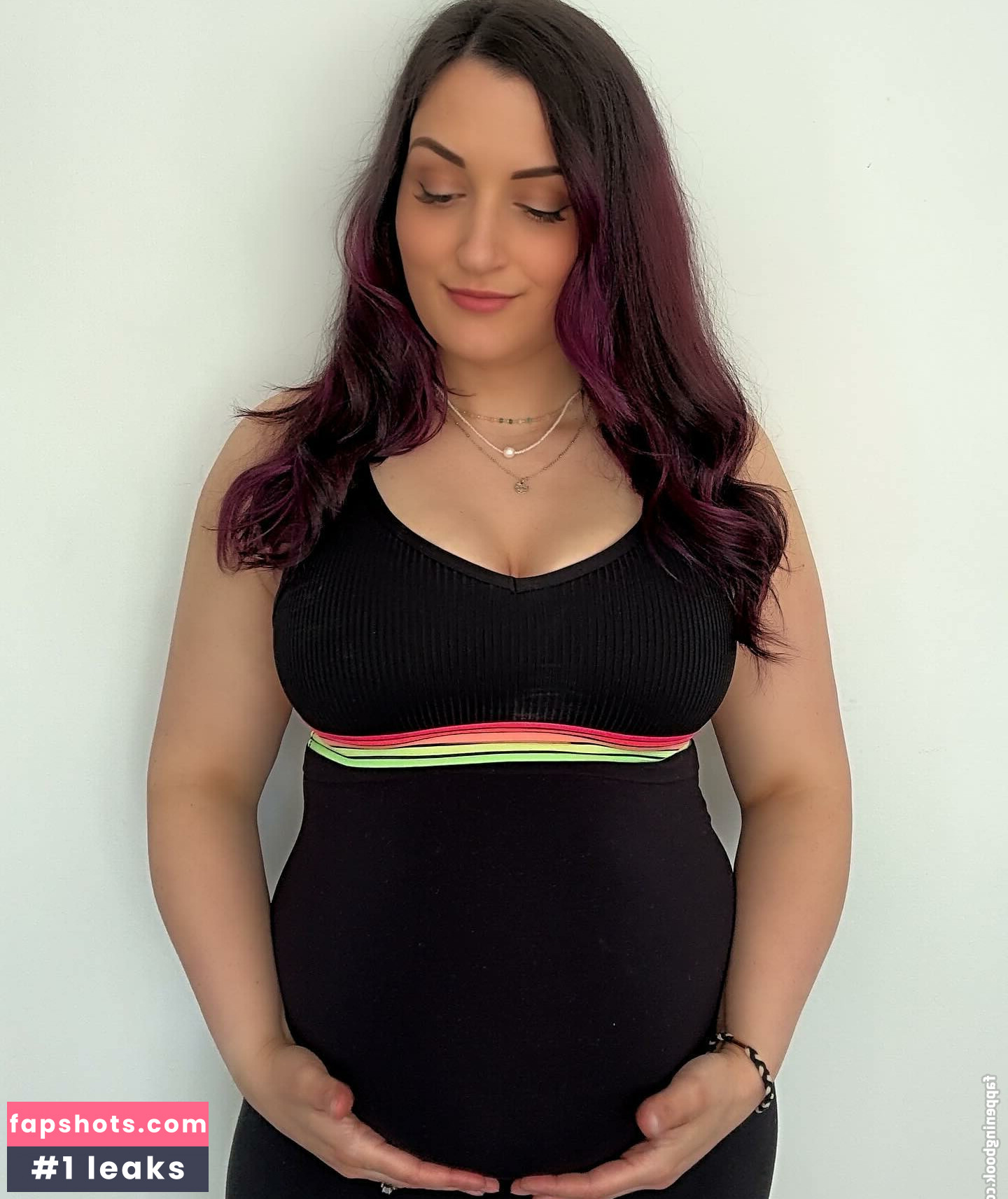 LaurenZside nude babe gallery