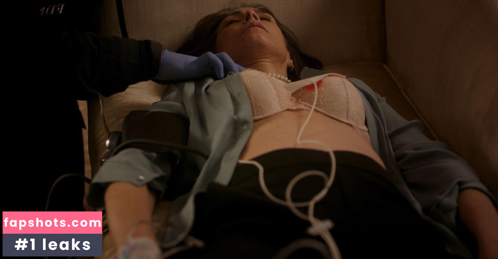 Lauri Landry nude babe gallery