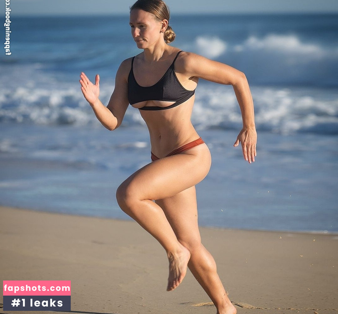 Lauriane Lamperim gallery photo #12